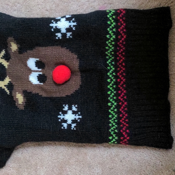 ❤️ Dog Sweater Rudolph Small NWOT 💥HOST CHOICE 💥 - Picture 3 of 10